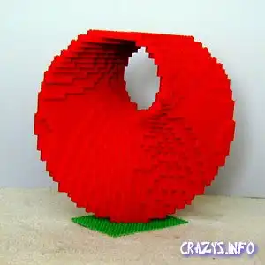 Математические скульптуры из LEGO