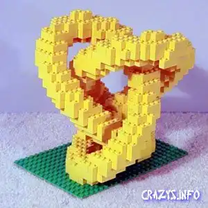Математические скульптуры из LEGO