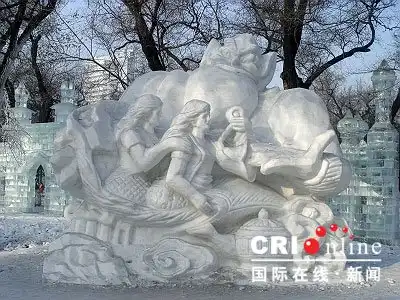 Ледяные скульптуры в Харбине (Китай) (26 фото)