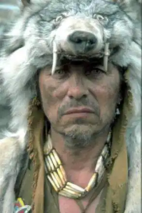 Властелин Легенд Верен Себе