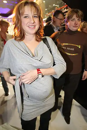 Фигуристка Ирина Слуцкая присоединилась к клубу "звездных мам".