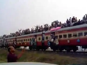 Индийский поезд.