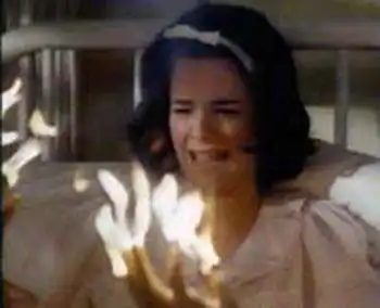 Необъясненимые наукой явления: самовоспламенение людей и появление стигматов.