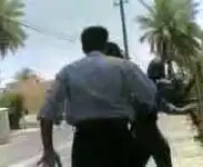 Иракские полицейские танцуют