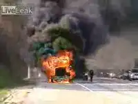 Грузовик взорвался и сгорел