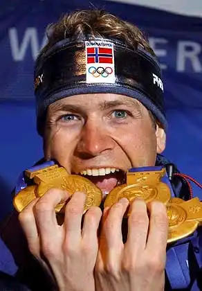 Мистер биатлон: BJOERNDALEN Ole Einar