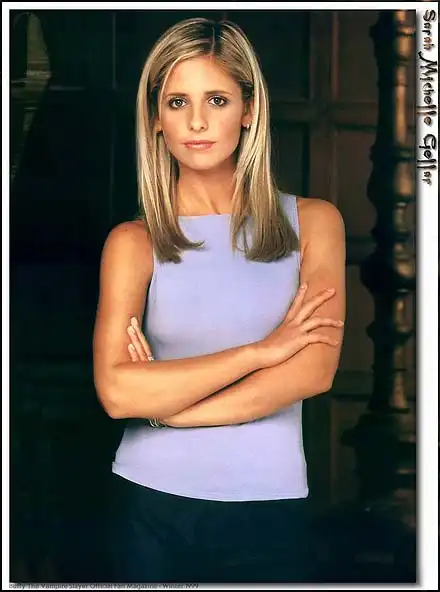 Жалаңаш Сара Мишель Геллар кискасы