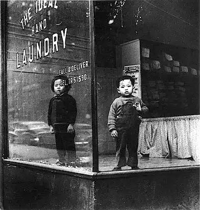 Черно-белые фотографии Нью-Йорка Артура Лейпцига