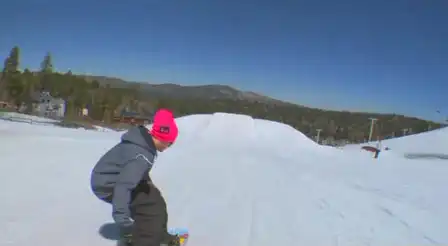 Трюк на сноуборде
