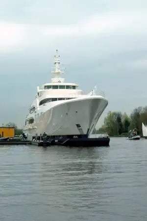 Новая яхта Абрамовича побьет несколько рекордов