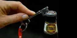 Как открыть пиво?