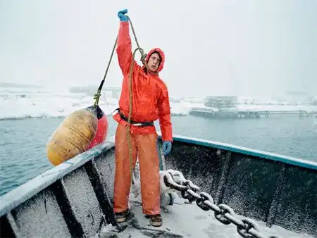 Каково быть рыболовом в Арктике. 8 фото