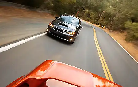 Subaru WRX против Mitsubishi Lancer Ralliart (ФОТО+ВИДЕО)