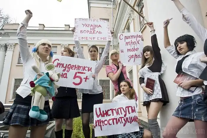 Секс молодых русских девушек с русскими парнями Смотреть в HD. Молоденькие. Порно молодых девушек и невинных студенток