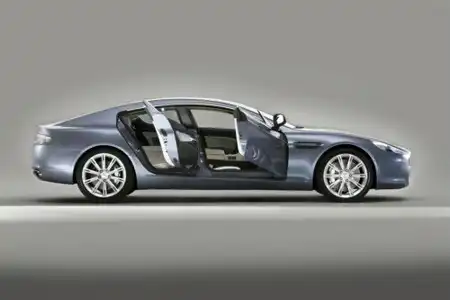 Aston Martin фотографии грядущего Rapide
