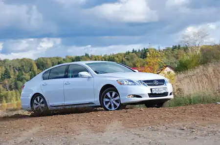 Lexus GS - русская версия