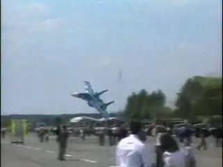 НЛО уничтожает Су-27