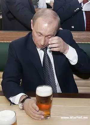 Медведев утвердил перечень антиалкогольных мер