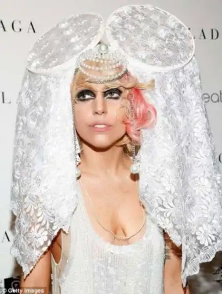 Очередные наряды Lady GaGa