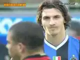 Ибрагимович ест глазами Роналдо