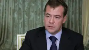 Медведев: пенсионный возраст в ближайшее время повышаться не будет