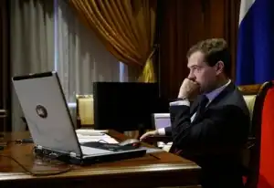 Медведев пообщается с гражданами необычным способом
