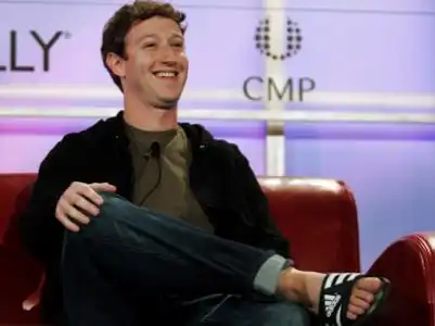 Основатель "Фейсбука" Марк Цукерберг - самый молодой миллиардер в мире