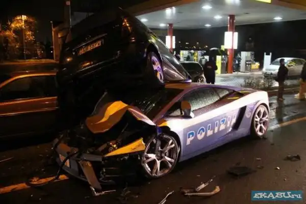 Полиция разбила Lamborghini