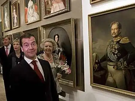 Смешные фото Медведева (20 фото)