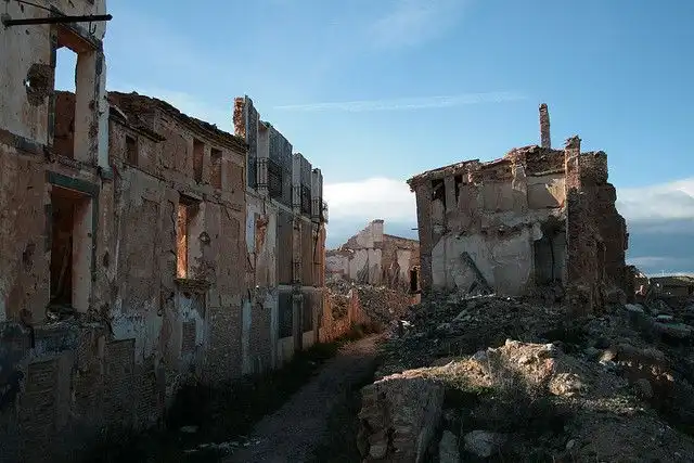Разрушенный город в Испании