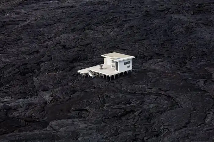 Фотографии выжженной земли от Michael Wells