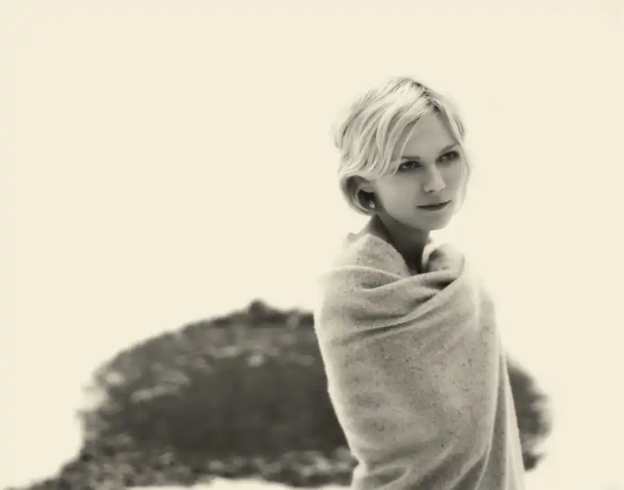 Kirsten Dunst by Kevin Lynch