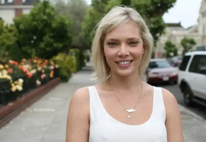 Летние девушки