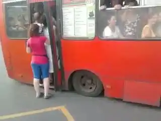 Переполненый автобус