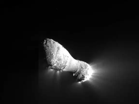 Комета Хартли 2