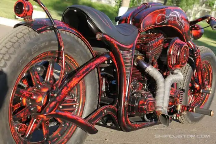 Работы белорусского кастомайзера