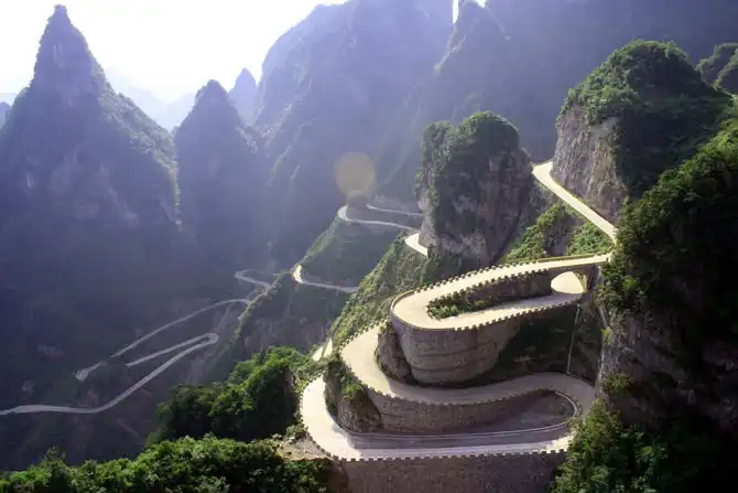 Страшная дорога в Китае