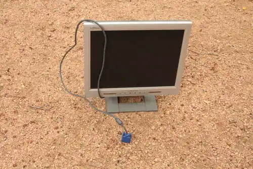 Делаем приватный монитор из старого LCD монитора