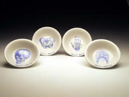 Керамическая посуда от Meredith Host