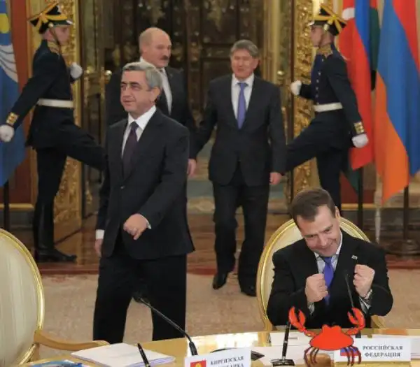 Фотожабы на президента Дмитрия Медведева
