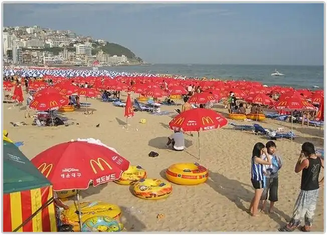 Пляж на 2 млн. человек...