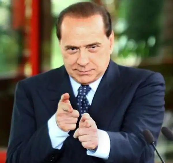 Жестикуляция Сильвио Берлускони