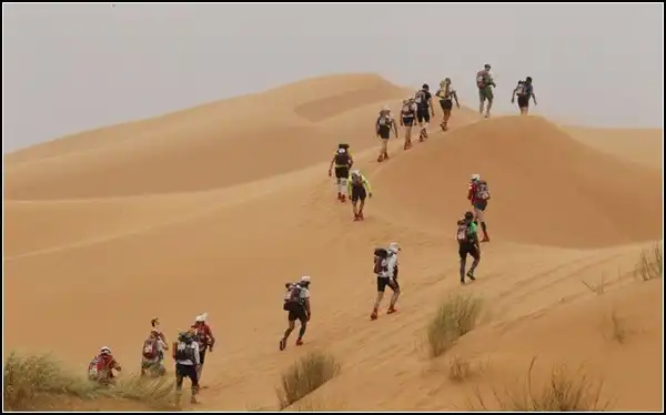 Следы на песке величайший марафон в Сахаре