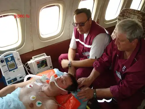 Работа скорой помощи,они спасают ваши жизни ,а благодарность нулевая