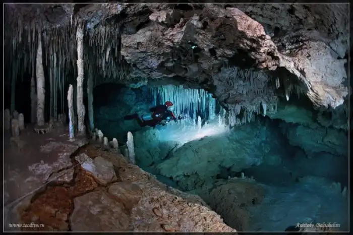 Завораживающие подводные пещеры
