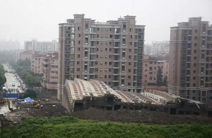 Китайские строители сэкономили на арматуре