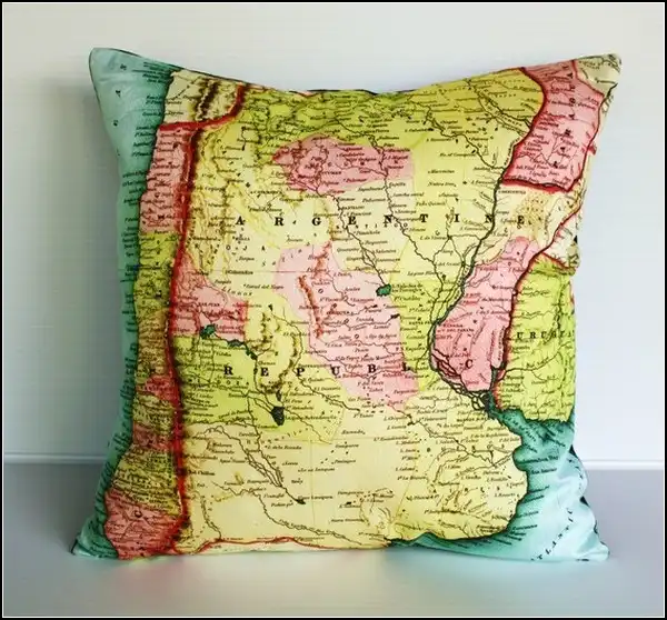 Map Cushions, или В какой стране ты проснешься сегодня?