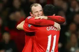 Гиггз, Руни и Роналду - как нужно разыгрывать угловой!