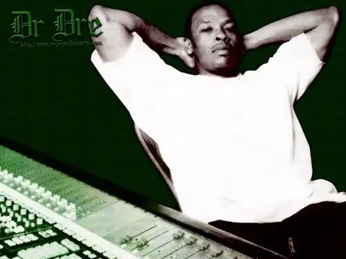 Dr. Dre - I Need A Doctor (feat. Eminem & Skylar Greу)