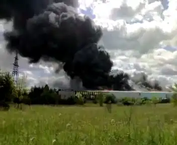 Пожар на складе в Новосибирске 26.07.2011